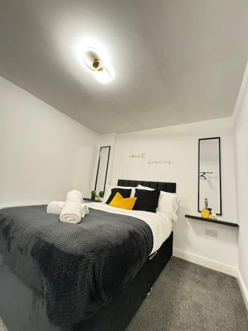 Luxury Cozy 3 Bed Apartment 5Mins From City - Free Parking! Nottingham Exterior photo